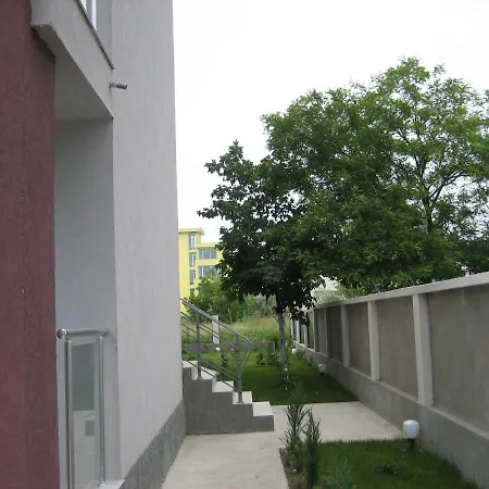 Apartment Quiet Nest For Two *
